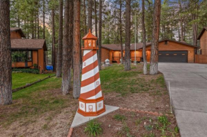 Pristine Cabin on Wooded Lot. Fantastic Location Pool Table